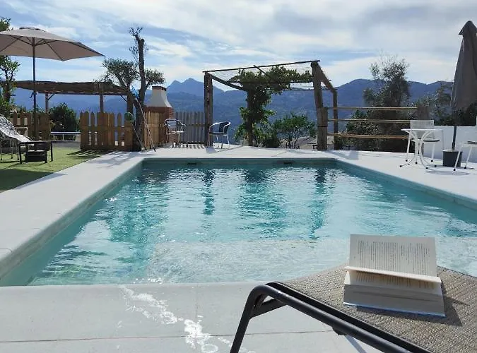 Con Maravillosas Vistas, Bbq Y Piscina *