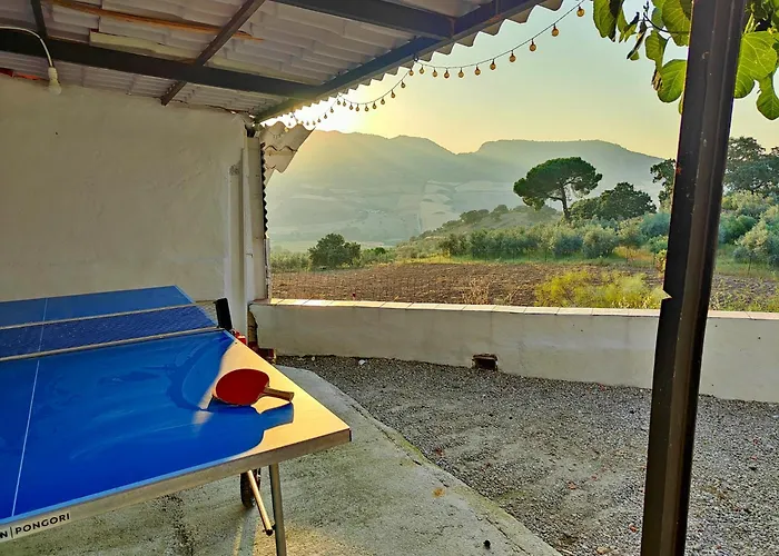 Con Maravillosas Vistas, Bbq Y Piscina Hébergement de vacances