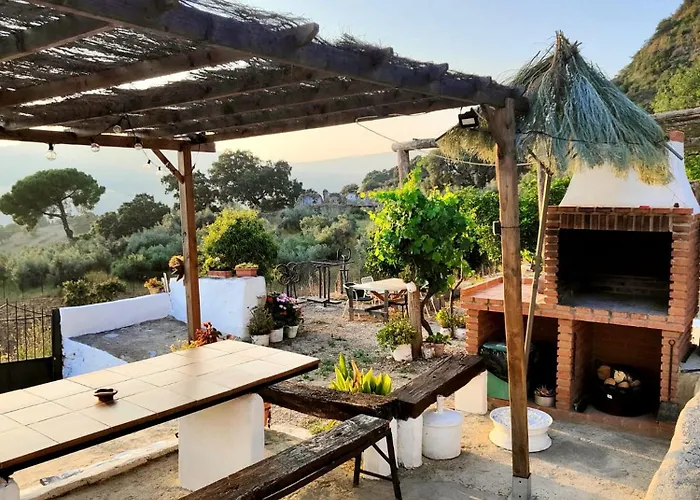 Con Maravillosas Vistas, Bbq Y Piscina Hébergement de vacances