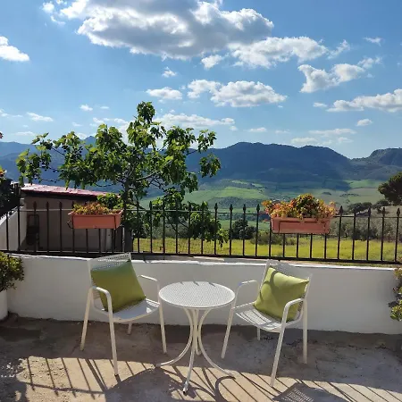 Con Maravillosas Vistas, Bbq Y Piscina