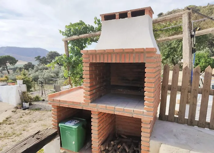 Con Maravillosas Vistas, Bbq Y Piscina * Ronda