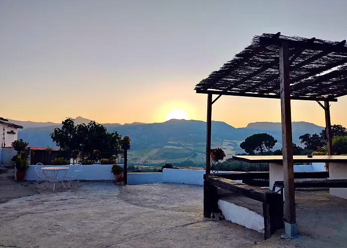Con Maravillosas Vistas, Bbq Y Piscina Nyaraló *