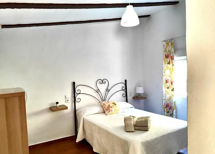 Con Maravillosas Vistas, Bbq Y Piscina Ronda